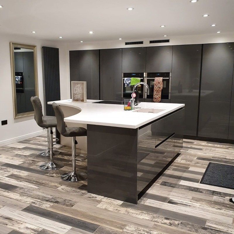 Armoire de cuisine brillante haute résistance à l'eau ODM / OEM pour cuisine de maison