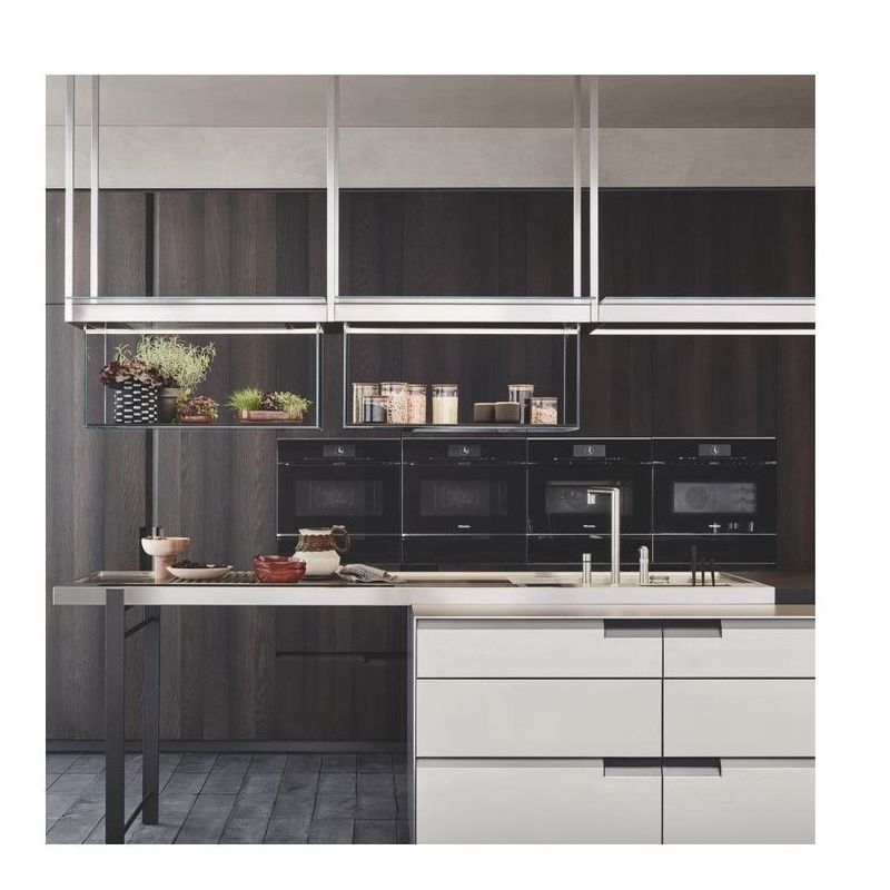 Armoire murale de cuisine durable avec couleur de placage personnalisée et comptoir en pierre de quartz