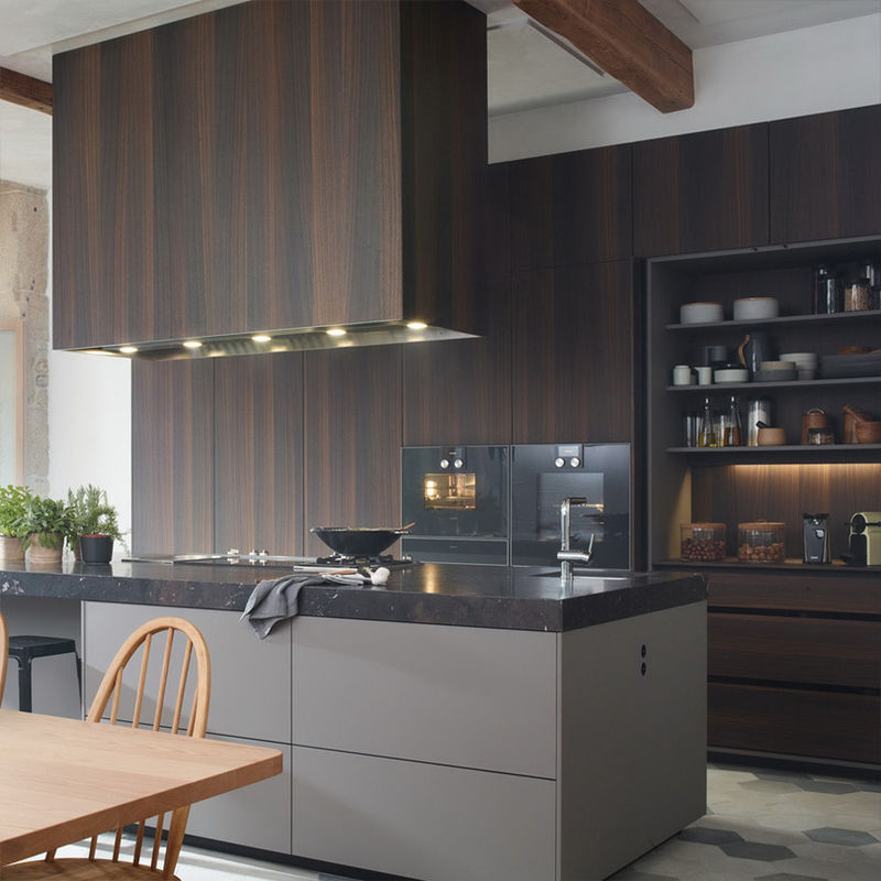 Appartement de cuisine italienne de bonne apparence