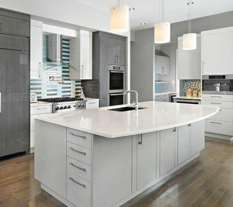 Ensembles de meubles en bois blanc pour la rénovation de vieilles cuisines