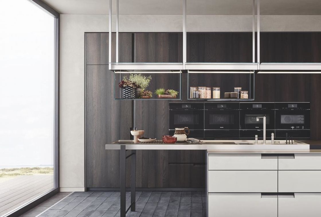 Armoire de cuisine moderne chinoise avec une fin fabrication et une bordure de bureau à bord plat