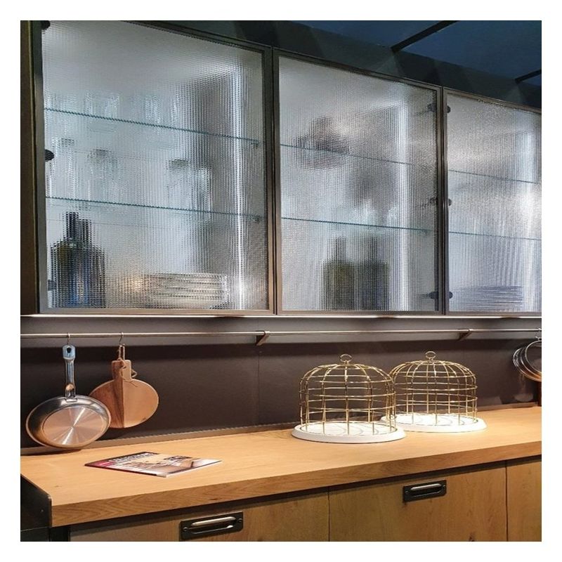 Accessoires de robinet Panneau en verre foncé Armoires de cuisine modulaires en bois massif pour appartement