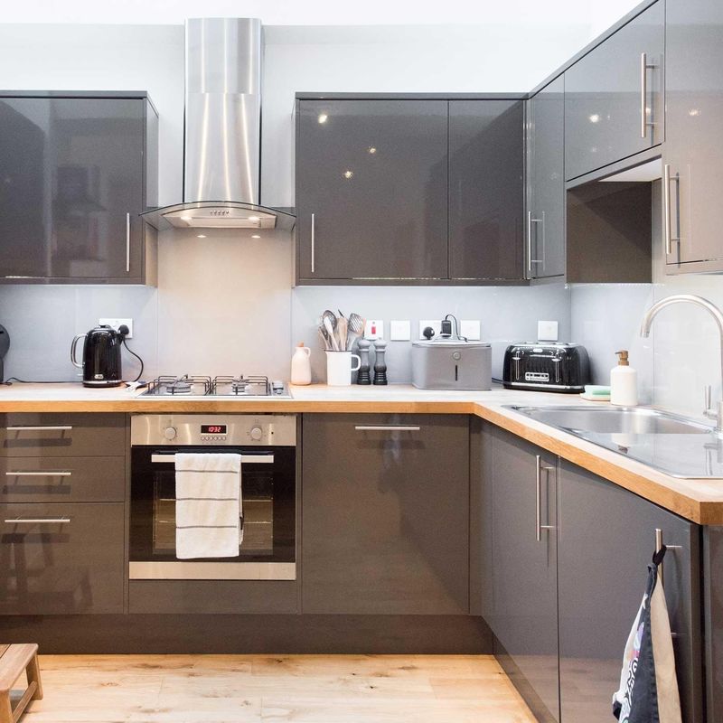 Armoires de cuisine modulaires populaires en bois massif Vintage meubles et accessoires de designers