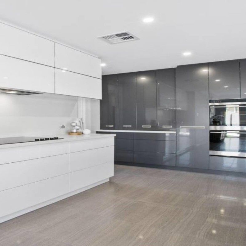Porte en MDF en placage personnalisé couleur YALIG Sous l'évier Vert australien Meubles brillants Laque Armoires de cuisine