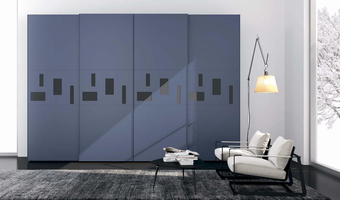 Armoire pour enfants en bois haut de gamme
