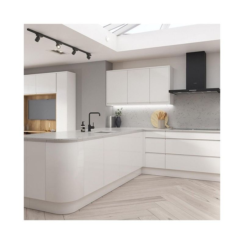 Armoires de cuisine en bois intelligent Meubles italiens avantageux pour les villas et les appartements