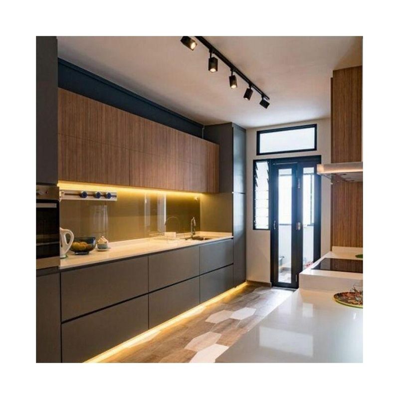 Armoire de cuisine en bois de mélamine de style moderne pour meubles d'appartement en bois intelligent de luxe