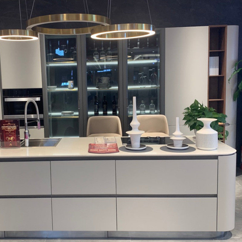 Armoires de cuisine en bois intelligent étanches à l'eau en couleur de placage personnalisée pour un design moderne