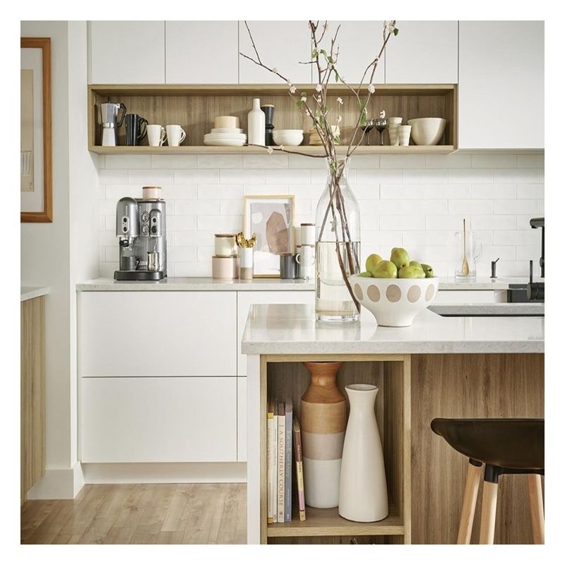 Armoire de cuisine d'appartement avec couleur Ral personnalisée et conception CAD / 3D professionnelle