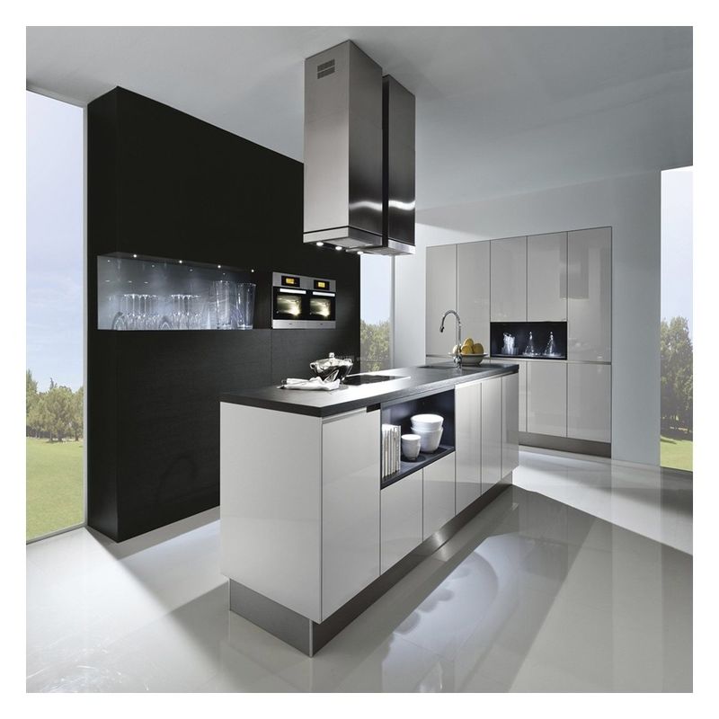 Armoire de cuisine d'appartement avec couleur Ral personnalisée et conception CAD / 3D professionnelle