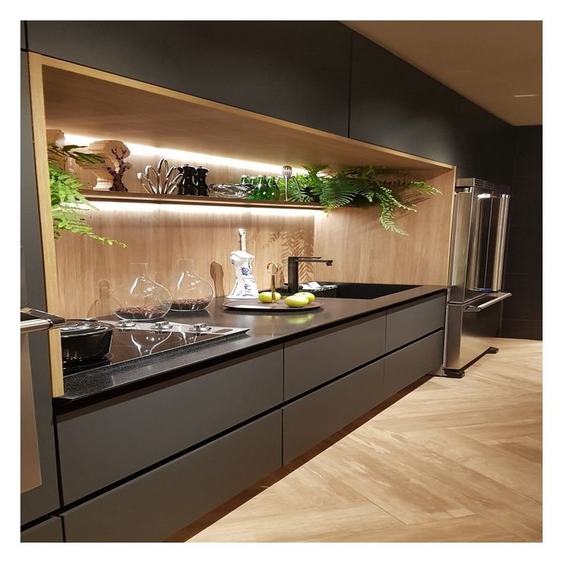 Tableau de couleurs personnalisé et armoire de cuisine modulaire librement conçue en CAD / 3D pour la maison