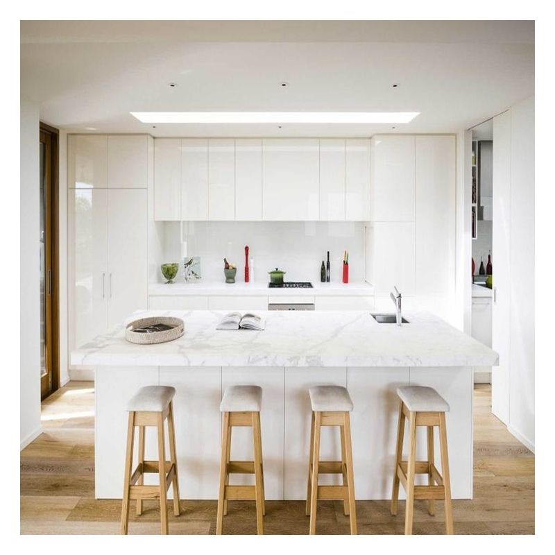 Taille personnalisée Design moderne Laque peinture Armoires de cuisine pour une solution complète de cuisine