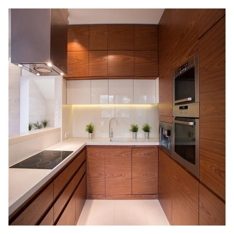 Armoires de cuisine en bois massif personnalisées avec portes en faisceau brillant en bois clair foncé