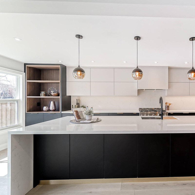 Armoires de cuisine personnalisées de couleur de placage pour le marché en design moderne