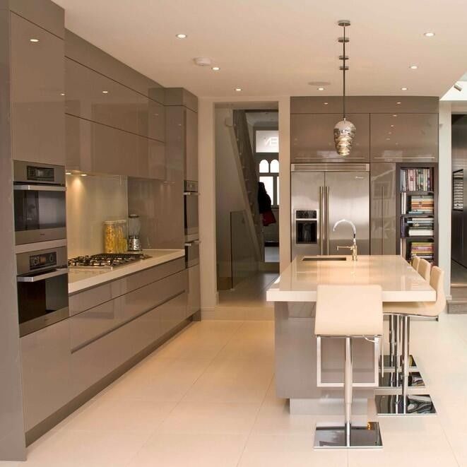 Carcasse en contreplaqué à laque brillante, armoire de cuisine moderne, incontournable pour votre maison