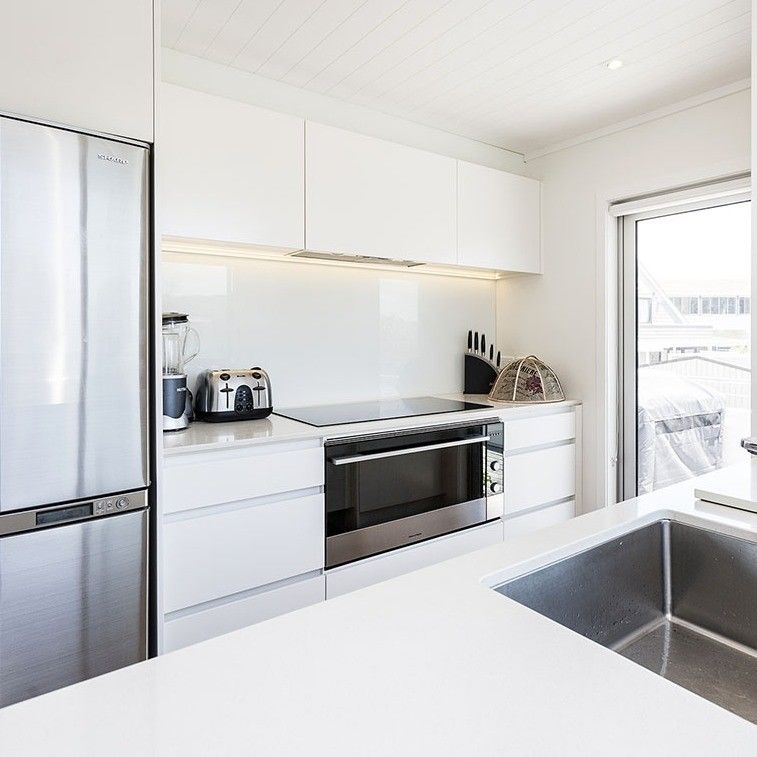 Complète tiroir à tirage au sort Pantry Armoire de cuisine blanche en MDF pour les meubles de cuisine