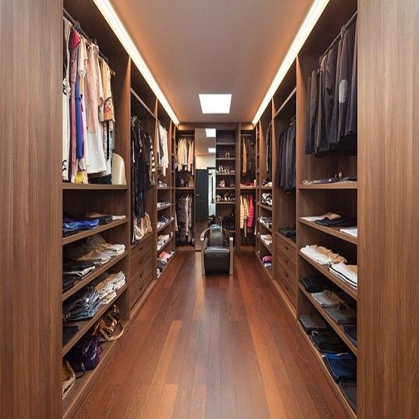Chambre à coucher de design moderne Armoires en bois dans le mur Taille personnalisée