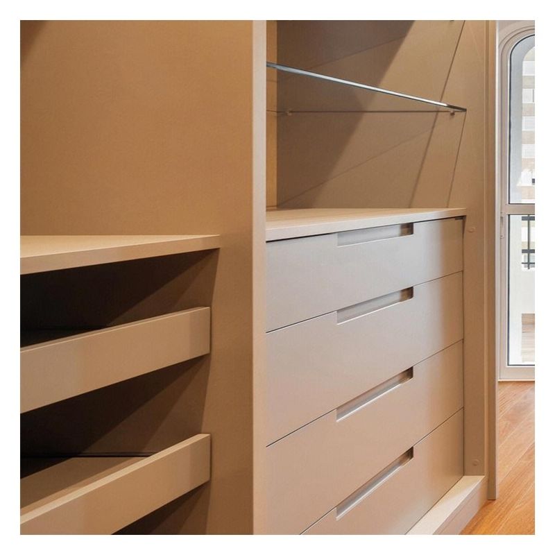 Emballage du courrier N Armoire de style minimaliste moderne pour les meubles de chambre à coucher dans un appartement
