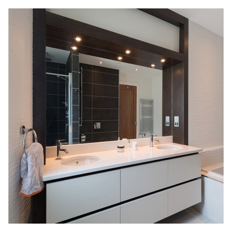 Armoire de salle de bain en acrylique brillant de couleur personnalisée avec évier double et monture murale