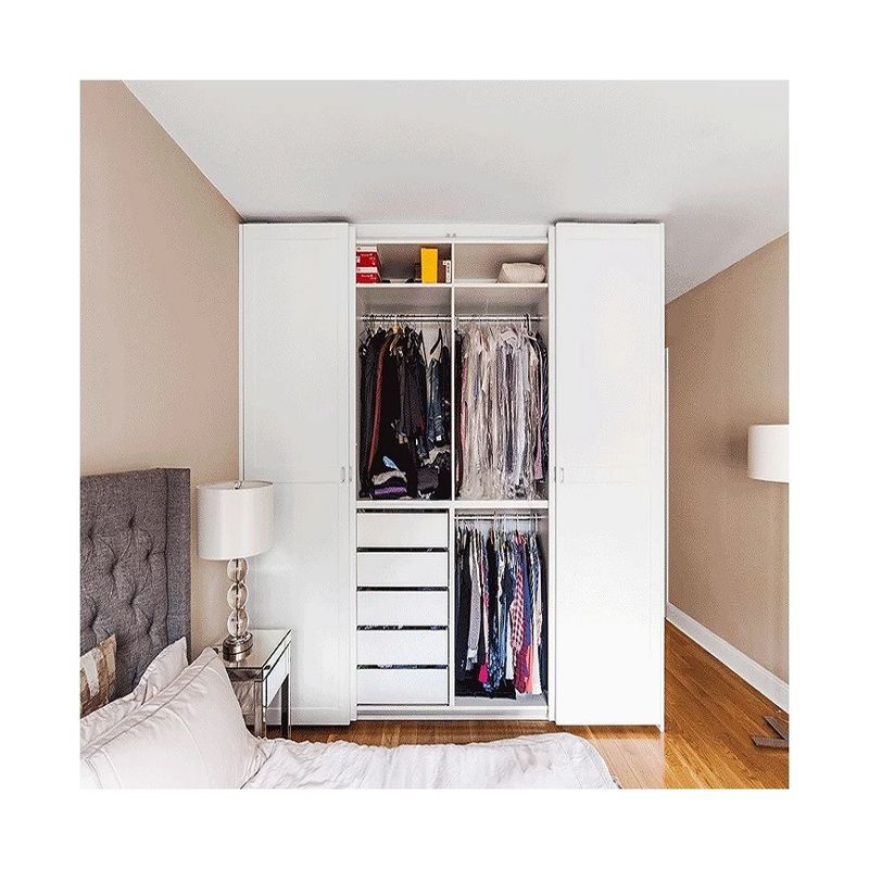 Armoire de rangement en bois pour meubles de chambre à coucher dans un appartement d'hôtel