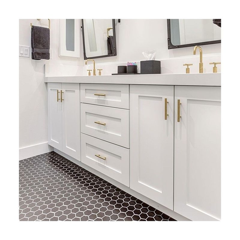 Des modèles personnalisés 42 pouces Shaker blanc salle de bains Vanité miroir LED et combo armoire