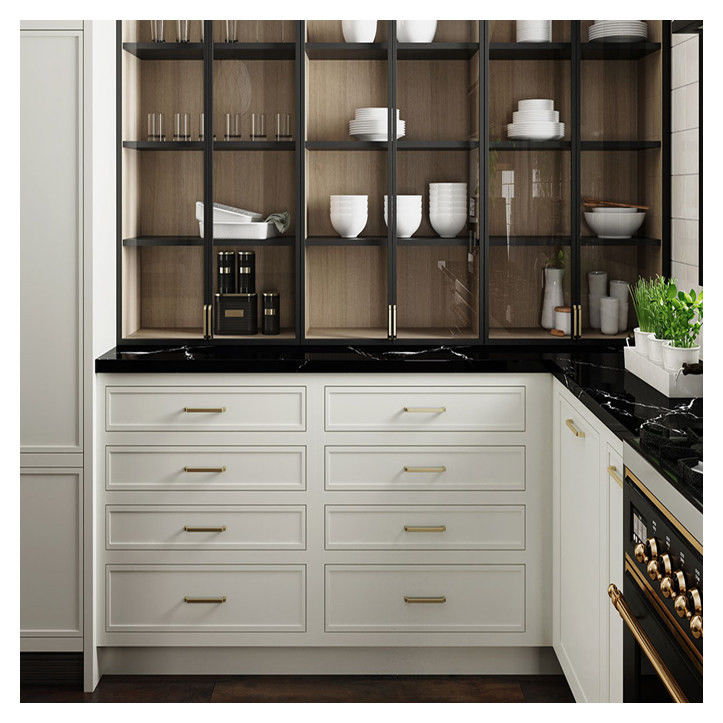 Cabinet de cuisine en bois massif modulaire de style Shaker d'appartement