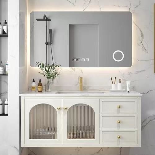 Organiseur de salle de bain moderne avec un armoire flottante de 30 pouces et un design sans poignée