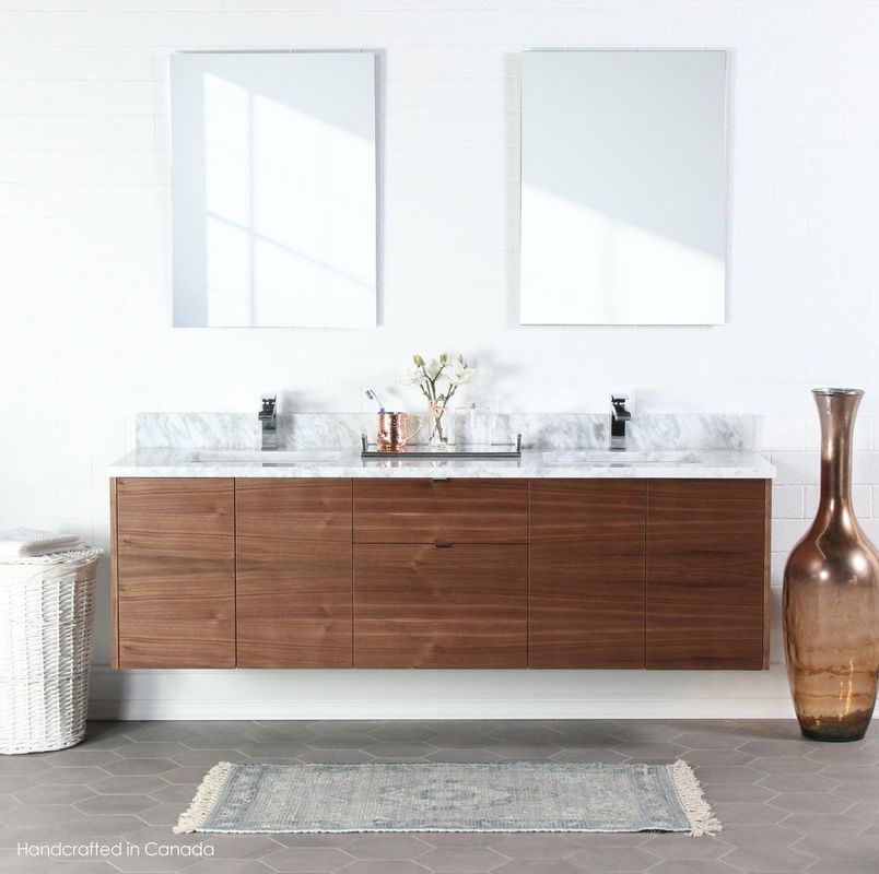 Transformez votre salle de bain avec des vanités en bois massif montées sur le mur et un lavabo flottant