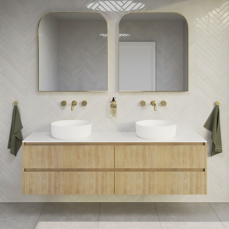 L' armoire de salle de bains importée de YALIG est de style moderne et de largeur 38-46.